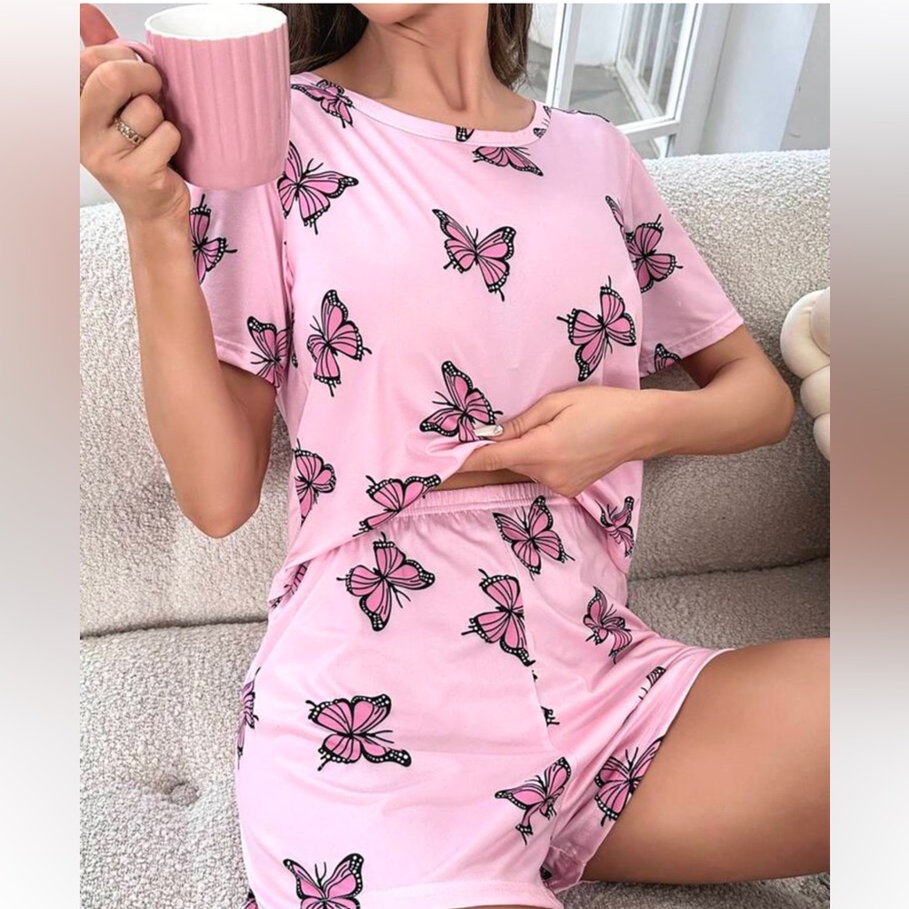 Butterfly Print Tee & short shorts pj set